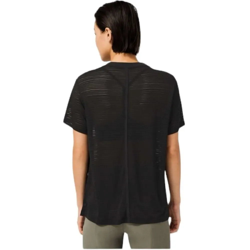 Lululemon All Yours Boyfriend Tee Black Stripe Relaxed Fit Size 8